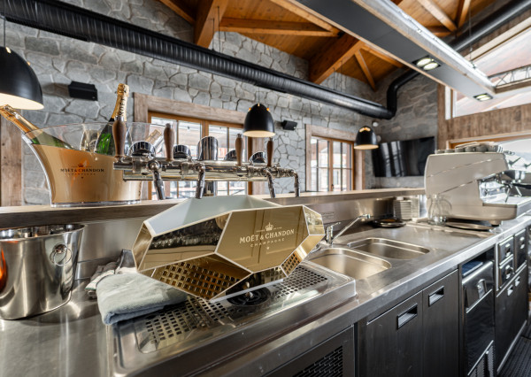 INVESTIČNÁ PRÍLEŽITOSŤ: Odstúpenie kaviarne s najkrajšou terasou na Donovaloch