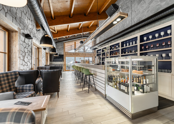 INVESTIČNÁ PRÍLEŽITOSŤ: Odstúpenie kaviarne s najkrajšou terasou na Donovaloch