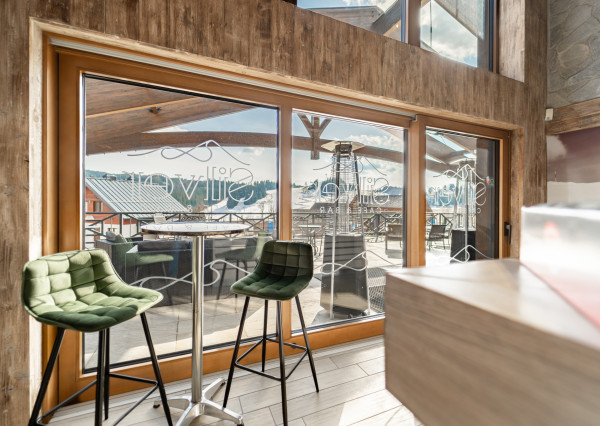 INVESTIČNÁ PRÍLEŽITOSŤ: Odstúpenie kaviarne s najkrajšou terasou na Donovaloch