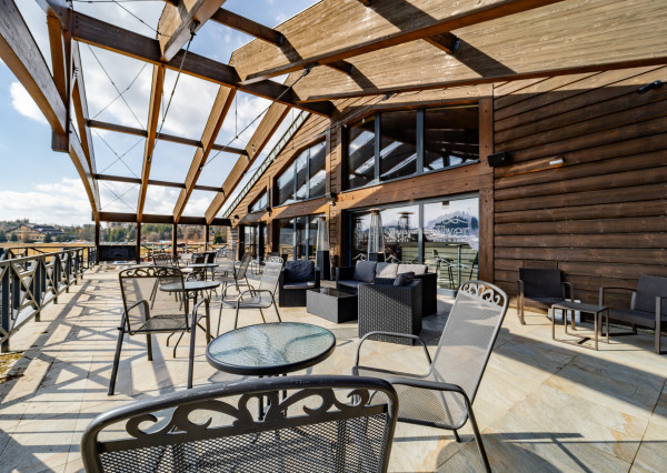 INVESTIČNÁ PRÍLEŽITOSŤ: Odstúpenie kaviarne s najkrajšou terasou na Donovaloch