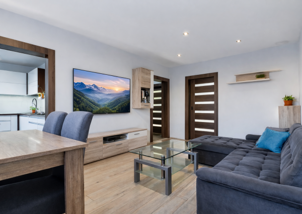 NA PREDAJ: Priestranný 3-izbový byt s loggiou v TOP lokalite, KE – Sever