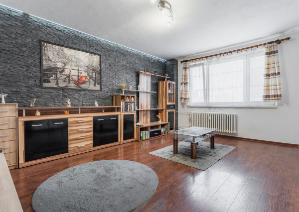 NA PREDAJ 3,5 izbový byt, 78 m2, Severná ul. - Moldava n/Bodvou