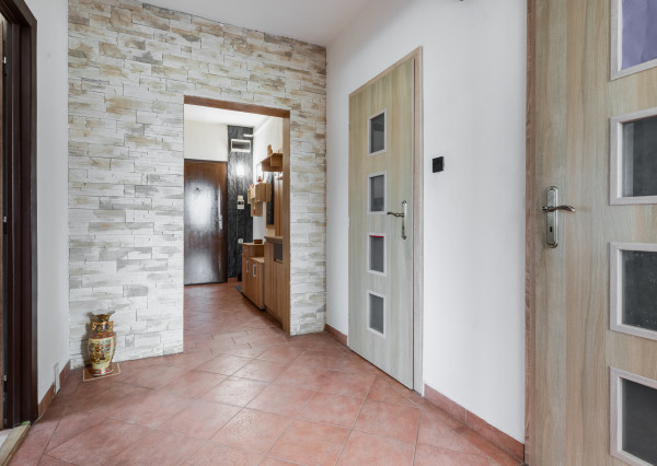 NA PREDAJ 3,5 izbový byt, 78 m2, Severná ul. - Moldava n/Bodvou