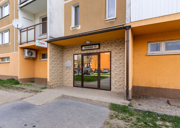 NA PREDAJ 3,5 izbový byt, 78 m2, Severná ul. - Moldava n/Bodvou