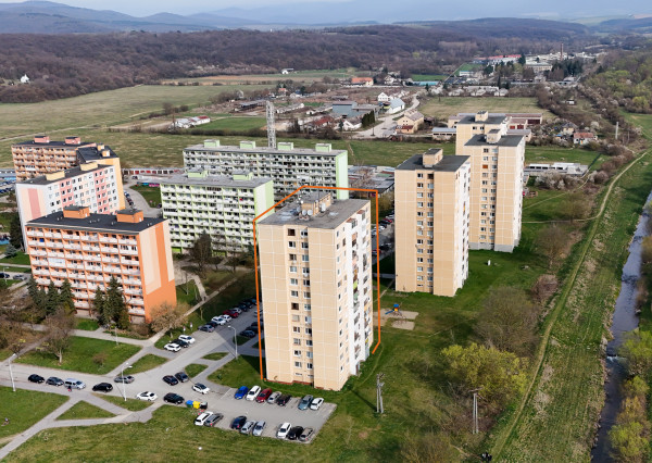 NA PREDAJ 3,5 izbový byt, 78 m2, Severná ul. - Moldava n/Bodvou