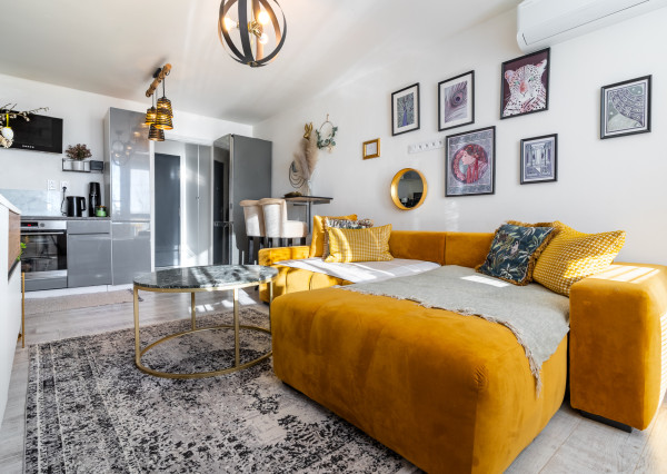 NA PREDAJ 1,5-izbový byt s loggiou s panoramatickým výhľadom na mesto