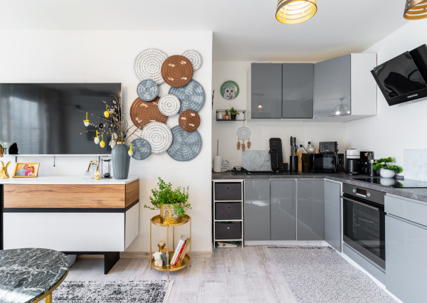 NA PREDAJ 1,5-izbový byt s loggiou s panoramatickým výhľadom na mesto