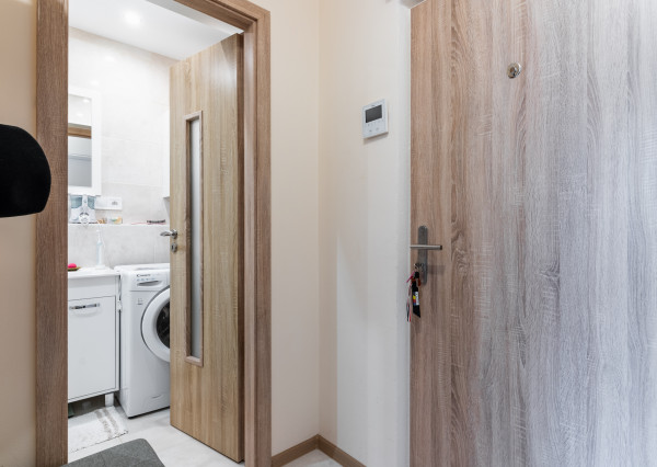 NA PREDAJ INVESTIČNÝ 1 izb. byt s loggiou, POVAŽSKÁ ul. KE - Terasa