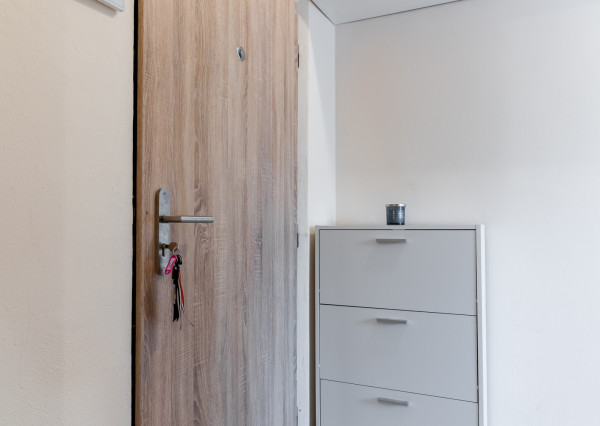 NA PREDAJ INVESTIČNÝ 1 izb. byt s loggiou, POVAŽSKÁ ul. KE - Terasa