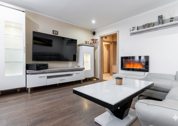 NA PREDAJ: 2-izbový byt s loggiou, Húskova ul., Košice - KVP