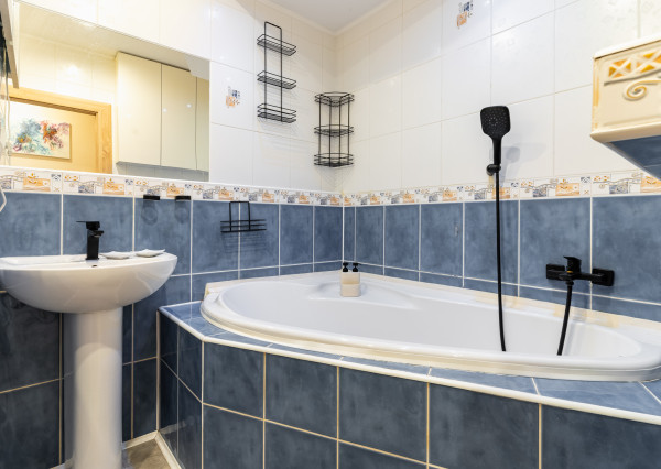 NA PREDAJ: 2-izbový byt s loggiou, Húskova ul., Košice - KVP