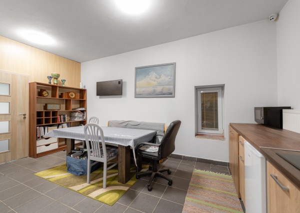 Investičná príležitosť: Multifunkčný areál v strategickej lokalite Lemešany