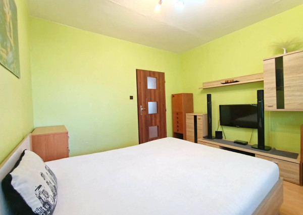 PRENÁJOM 2. iz. byt, loggia, MIKOVÍNIHO ul., Košice - Terasa