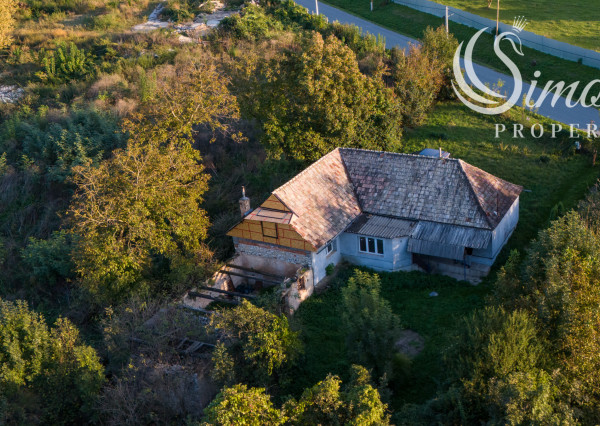 NA PREDAJ: Rodinný dom s veľkorysým 2899 m² pozemkom v obci Žarnov