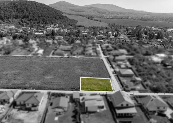 Stavebný pozemok v obci Ďurkov (KE – okolie) 511 m²