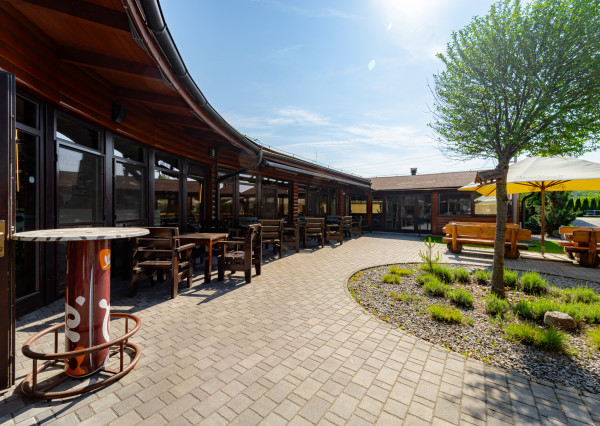Ziskový Gastro areál v osobnom vlastníctve s pozemkom 1721 m² (Košice)