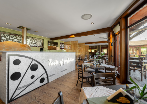 Ziskový Gastro areál v osobnom vlastníctve s pozemkom 1721 m² (Košice)