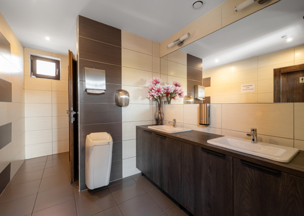 Ziskový Gastro areál v osobnom vlastníctve s pozemkom 1721 m² (Košice)