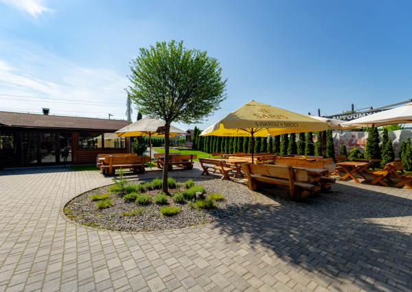 Ziskový Gastro areál v osobnom vlastníctve s pozemkom 1721 m² (Košice)