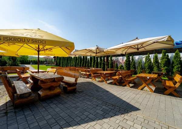 Ziskový Gastro areál v osobnom vlastníctve s pozemkom 1721 m² (Košice)