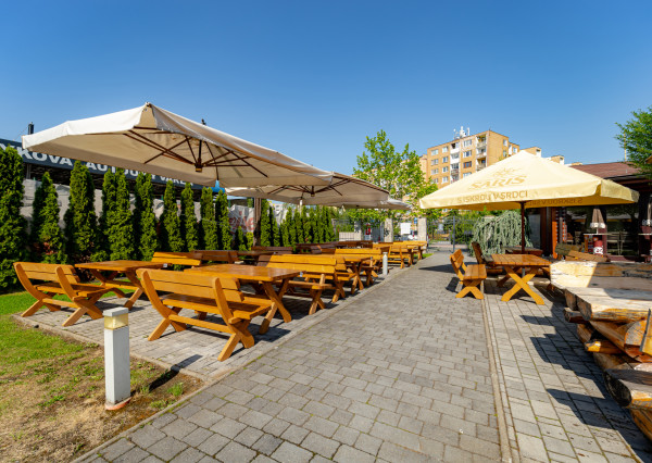 Ziskový Gastro areál v osobnom vlastníctve s pozemkom 1721 m² (Košice)