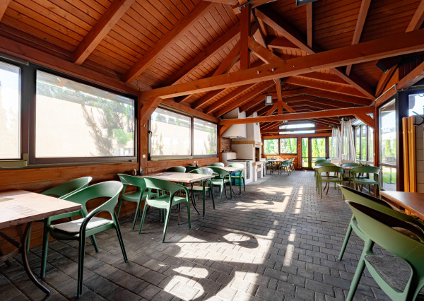 Ziskový Gastro areál v osobnom vlastníctve s pozemkom 1721 m² (Košice)