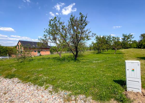 Stavebný pozemok 1081 m² v obci Rozhanovce (KE – okolie)