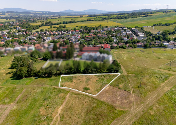 NA PREDAJ Pozemok určený pre IBV v obci Lemešany (1 677 m²)