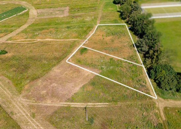NA PREDAJ Pozemok určený pre IBV v obci Lemešany (1 677 m²)