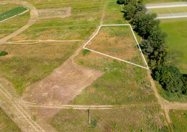 NA PREDAJ Pozemok určený pre IBV v obci Lemešany (839 m²)