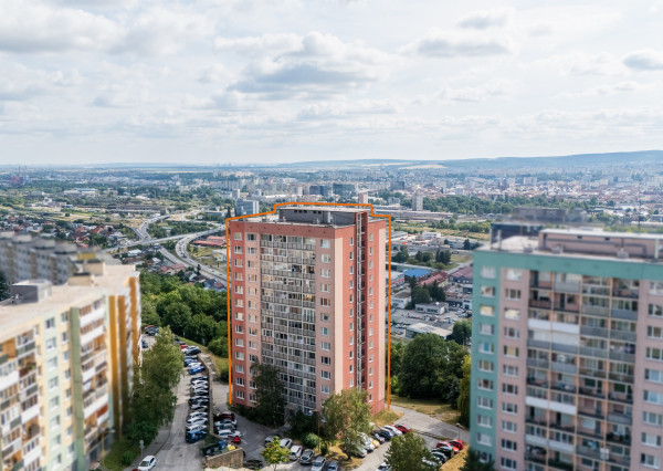 NA PREDAJ - 3 izb. byt (66m2) s 2x loggiou, BIELOCERKEVSKÁ ul.,KE - Furča