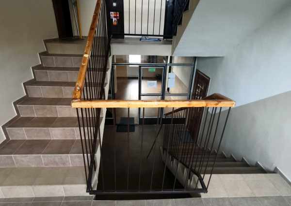 2-izbový byt s balkónom v obci Rozhanovce (KE-okolie) len 10 km od Košíc