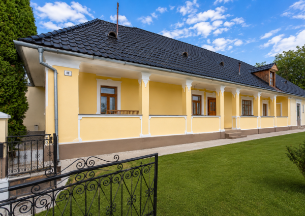 PREDAJ Pozemok 1357m²+starý gazdovský dom – Košická Polianka