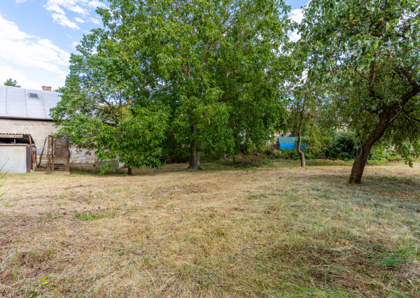 PREDAJ Pozemok 1357m²+starý gazdovský dom – Košická Polianka