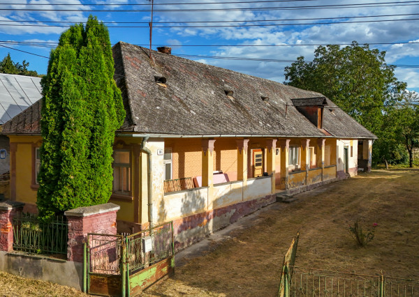 PREDAJ Pozemok 1357m²+starý gazdovský dom – Košická Polianka