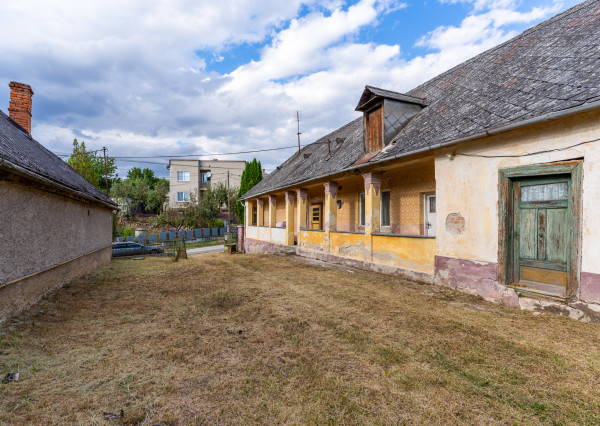 PREDAJ Pozemok 1357m²+starý gazdovský dom – Košická Polianka