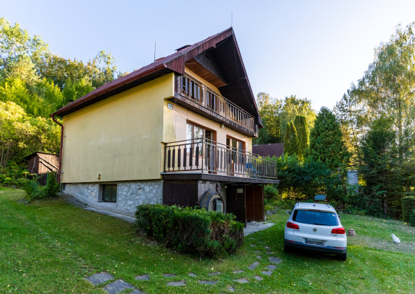 VÝNIMOČNÁ CHATA s vlastným mólom pri Ružíne - Jaklovce