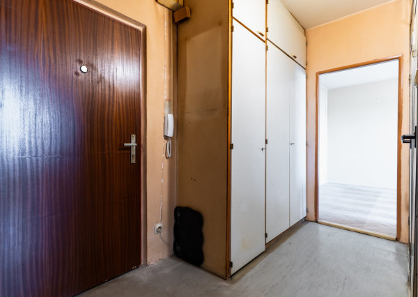 NA PREDAJ 1-izbový byt s 2 loggiami, Čingovská ul., KE – Nad jazerom
