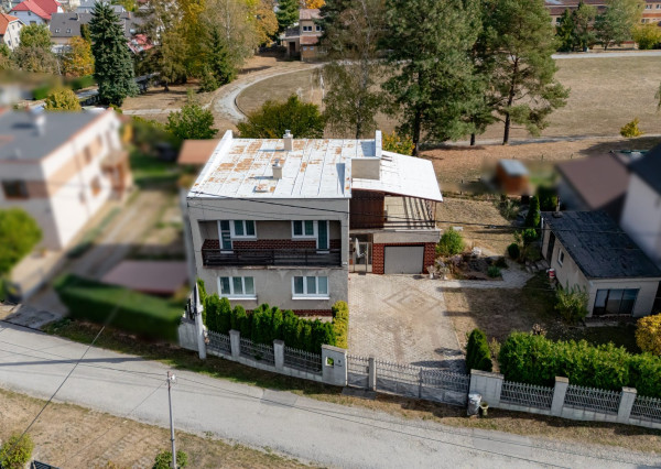 5-izbový rodinný dom s wellness domčekom, garážou, terasou a pozemkom 672 m² v obci Kysak (KE – okolie)