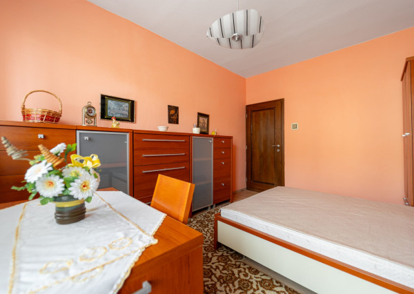 5-izbový rodinný dom s wellness domčekom, garážou, terasou a pozemkom 672 m² v obci Kysak (KE – okolie)