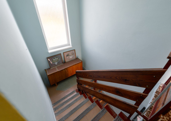 5-izbový rodinný dom s wellness domčekom, garážou, terasou a pozemkom 672 m² v obci Kysak (KE – okolie)