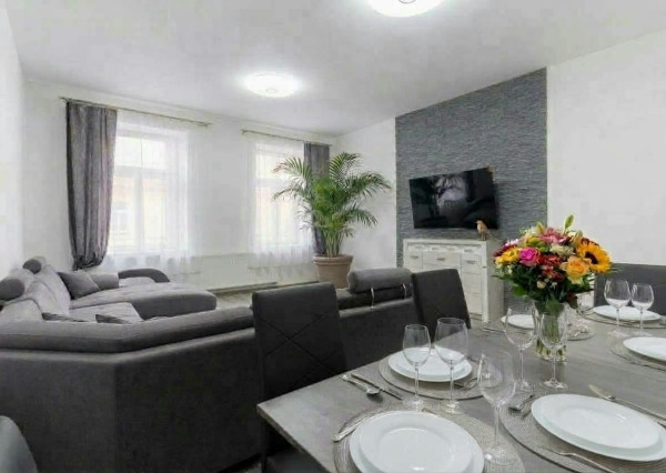 Luxusný veľkometrážny 2-izbový byt (90m2) - Mäsiarska ul.