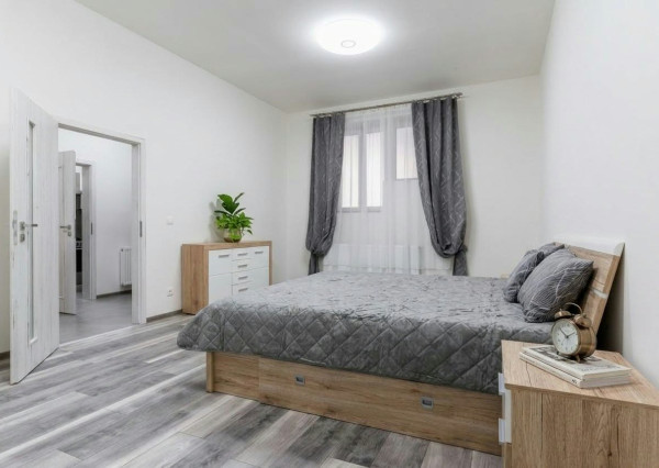 Luxusný veľkometrážny 2-izbový byt (90m2) - Mäsiarska ul.