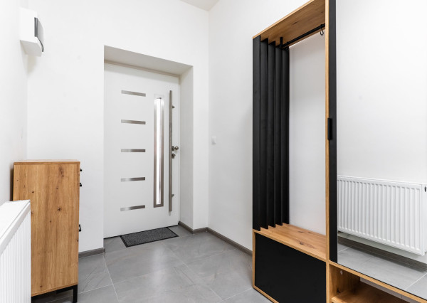 Luxusný veľkometrážny 2-izbový byt (90m2) - Mäsiarska ul.