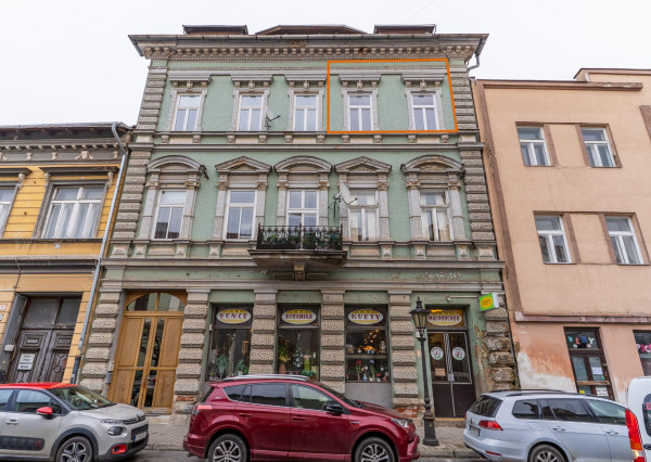 Luxusný veľkometrážny 2-izbový byt (90m2) - Mäsiarska ul.