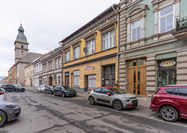 Luxusný veľkometrážny 2-izbový byt (90m2) - Mäsiarska ul.