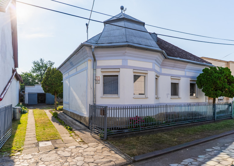 NA PREDAJ Rodinný dom s garážou v Sečovciach