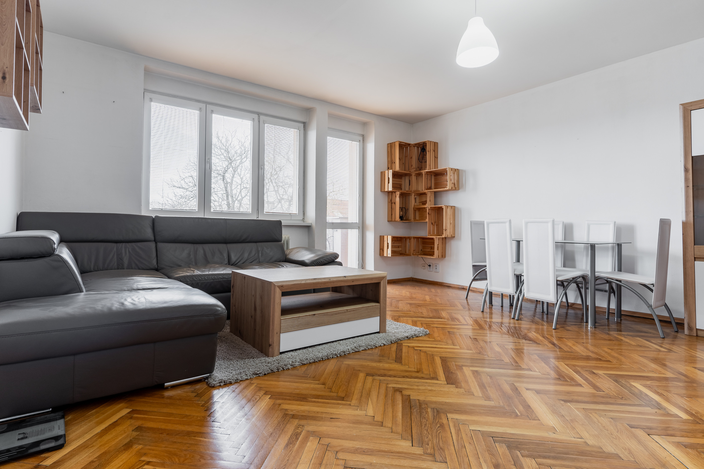 PRENAJATÉ! - NA PRENÁJOM - 3 izbový byt, 2x balkón v blízkosti centra Košíc