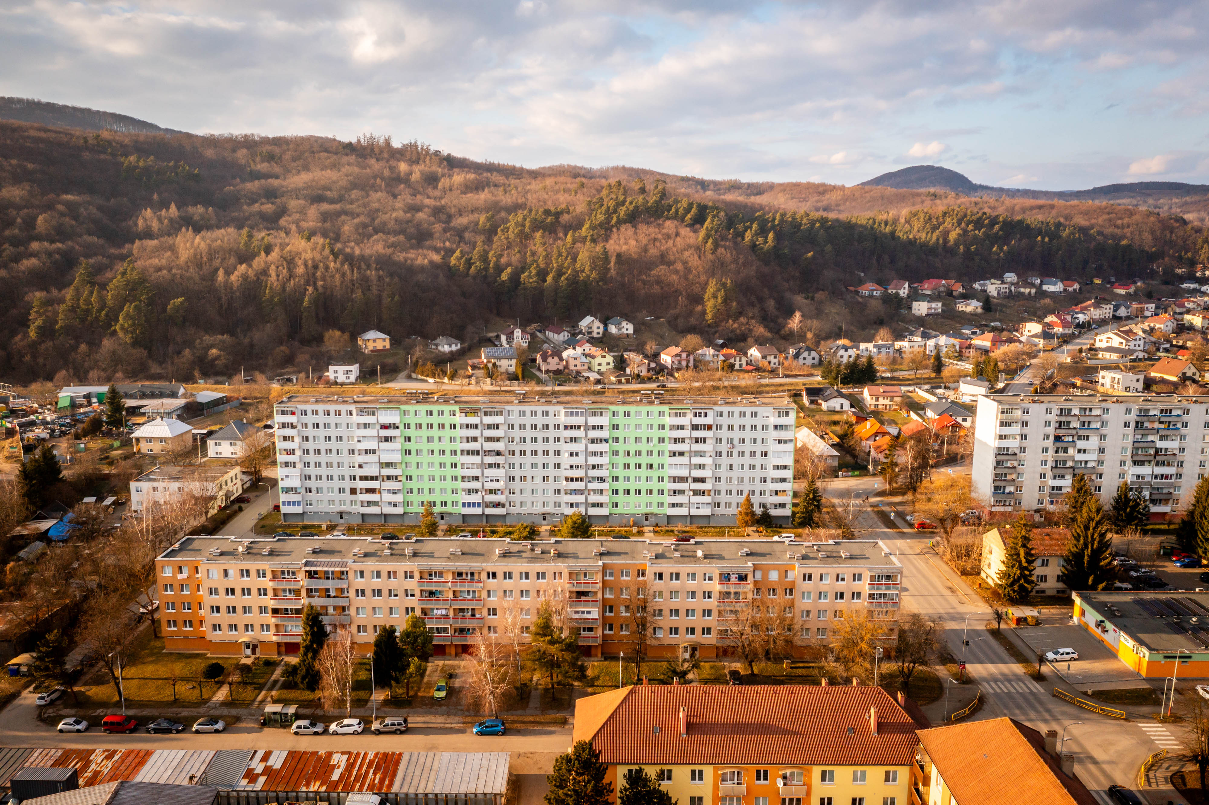 PREDANÉ! 3-izbový byt v pôvodnom stave v Snine