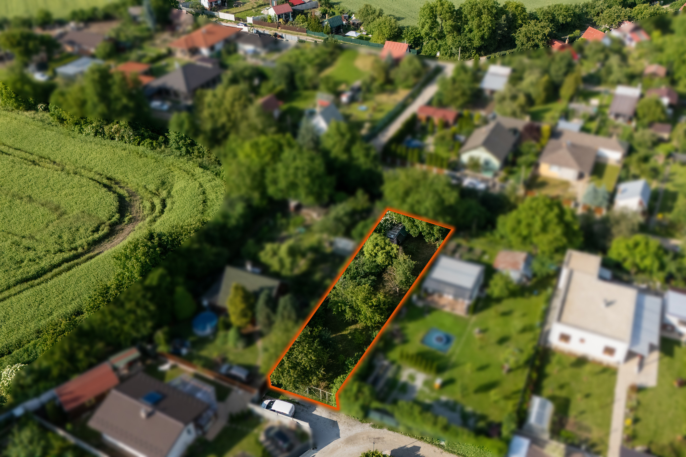 Pozemok k výstavbe celoročného domčeka, chaty - SEŇA